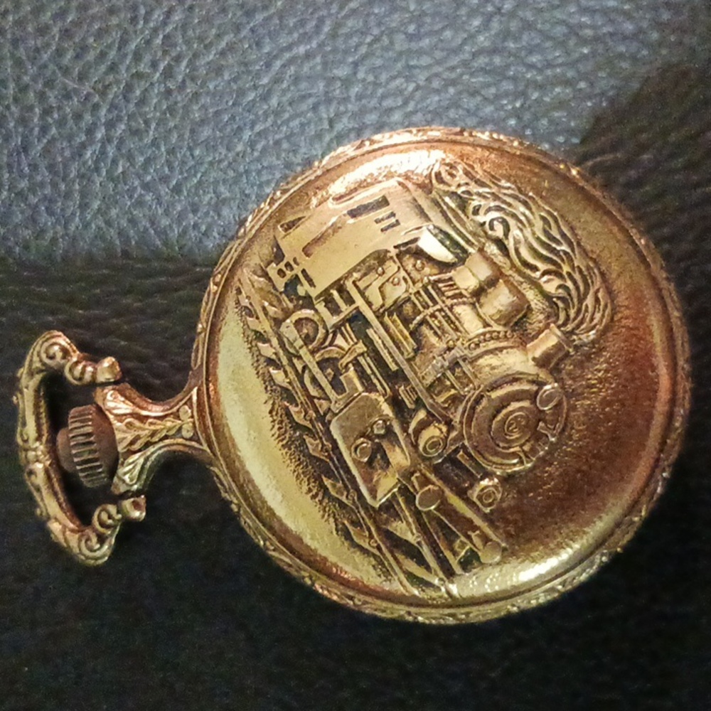 Majestron Pocket watch: Train